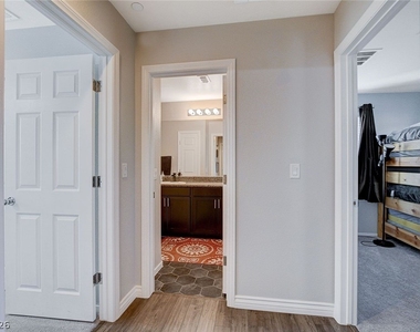 1045 Spotted Saddle Street - Photo Thumbnail 19