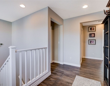 1045 Spotted Saddle Street - Photo Thumbnail 8