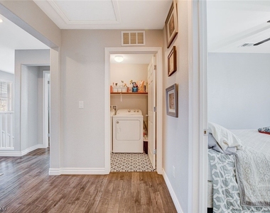 1045 Spotted Saddle Street - Photo Thumbnail 17