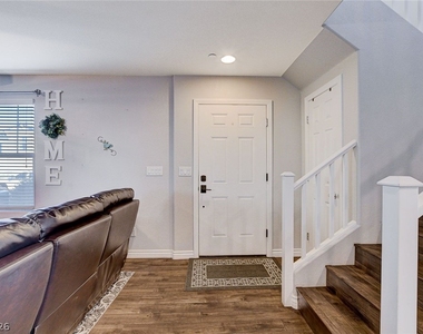 1045 Spotted Saddle Street - Photo Thumbnail 2