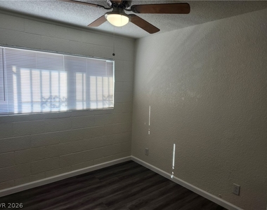 2700 Basswood Avenue - Photo Thumbnail 11