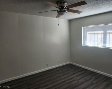 2700 Basswood Avenue - Photo Thumbnail 13