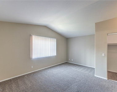 3637 Ian Thomas Street - Photo Thumbnail 9