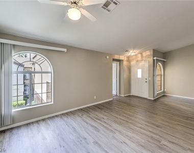 3637 Ian Thomas Street - Photo Thumbnail 4