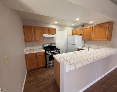 7570 W Flamingo Road - Photo Thumbnail 3