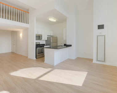 71 Broadway - Photo Thumbnail 10