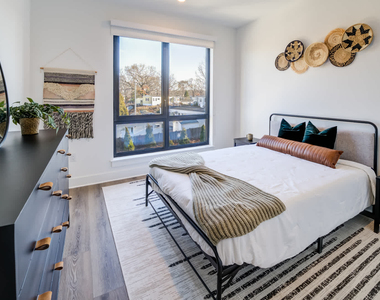 655 Washington Street - Photo Thumbnail 11