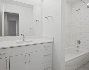 1080 Carolan Avenue - Photo Thumbnail 36