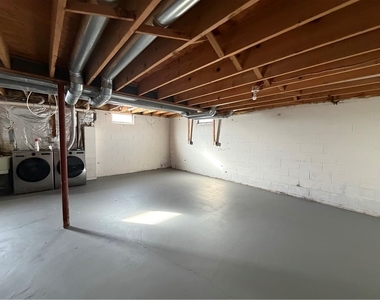 598 Bram Hall Drive - Photo Thumbnail 17