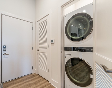 112 Rogers Street Ne - Photo Thumbnail 19