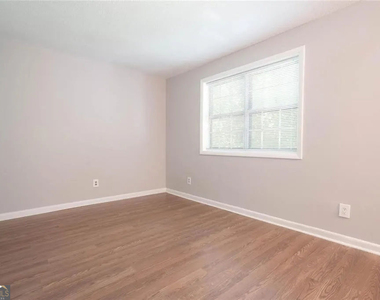 1150 Rankin Street - Photo Thumbnail 9