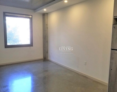 577 West 161st Street - Photo Thumbnail 3