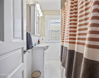 214 Brinley Avenue - Photo Thumbnail 12