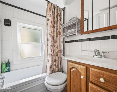 214 Brinley Avenue - Photo Thumbnail 18