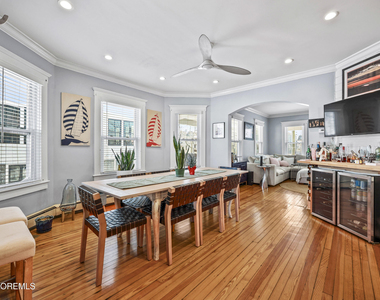 214 Brinley Avenue - Photo Thumbnail 4