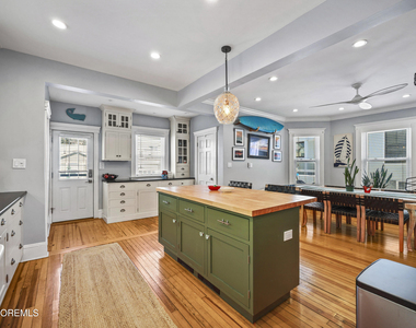 214 Brinley Avenue - Photo Thumbnail 7