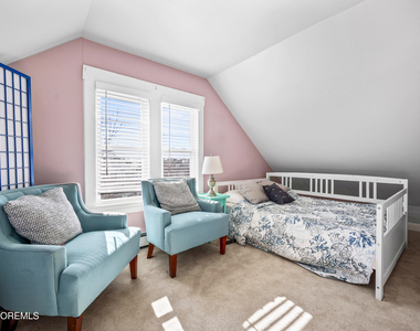 214 Brinley Avenue - Photo Thumbnail 16