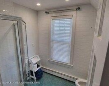 211 Arnold Avenue - Photo Thumbnail 24