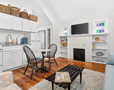 78 New York Avenue - Photo Thumbnail 10
