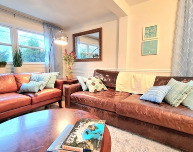 203 Bridge Avenue - Photo Thumbnail 6