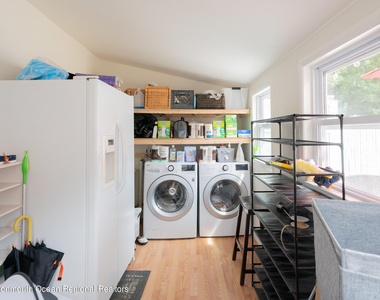 203 Bridge Avenue - Photo Thumbnail 10