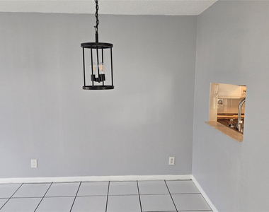530 Se 2nd Avenue - Photo Thumbnail 1