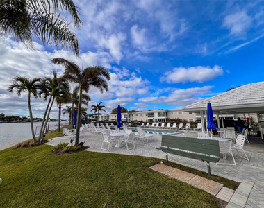 6239 Bay Club Drive - Photo Thumbnail 22