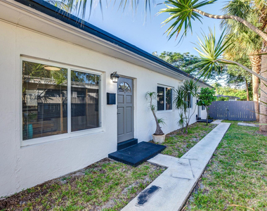1005 Ne 17th Court - Photo Thumbnail 22