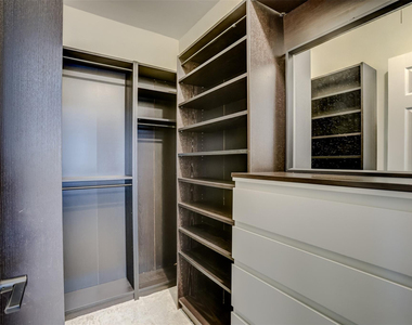 1005 Ne 17th Court - Photo Thumbnail 14