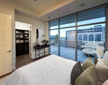 1700 Cedar Springs Drive - Photo Thumbnail 7