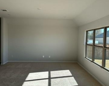 509 Brook View Drive - Photo Thumbnail 11
