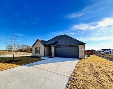 509 Brook View Drive - Photo Thumbnail 2
