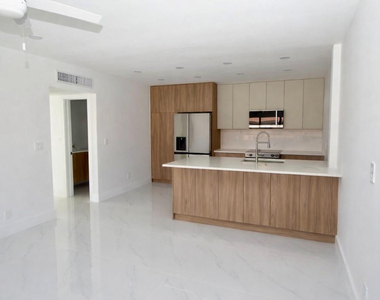 3550 Nw 8th Avenue - Photo Thumbnail 1