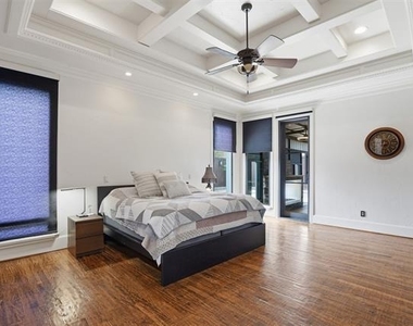 3417 Madison Court - Photo Thumbnail 12