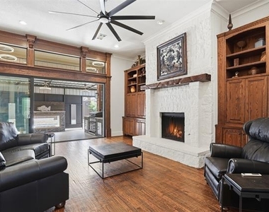 3417 Madison Court - Photo Thumbnail 9