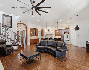 3417 Madison Court - Photo Thumbnail 4