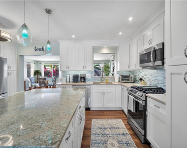 161 Se 5th Court - Photo Thumbnail 12