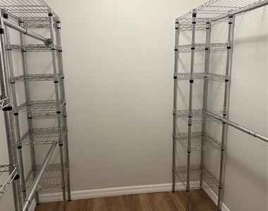 8601 Nw 34th Place - Photo Thumbnail 10