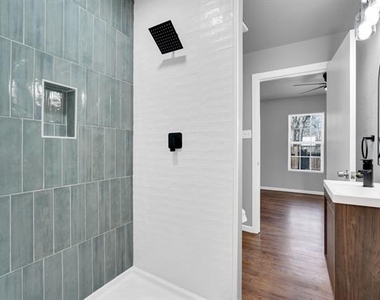 413 Shaw Street - Photo Thumbnail 17