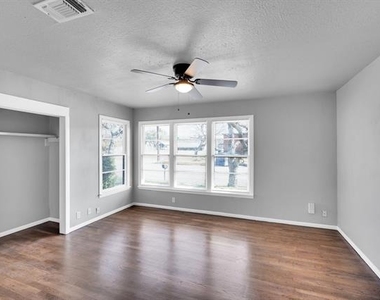 413 Shaw Street - Photo Thumbnail 15