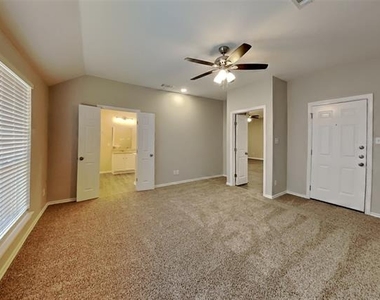 845 Royal Oak Lane - Photo Thumbnail 6