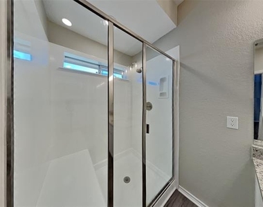 845 Royal Oak Lane - Photo Thumbnail 9