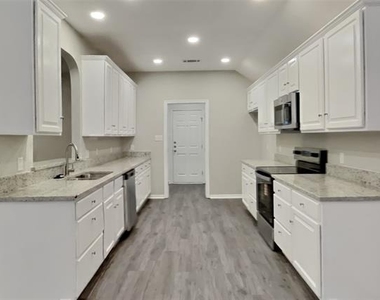 845 Royal Oak Lane - Photo Thumbnail 4