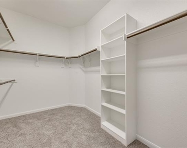 9245 Switchgrass Lane - Photo Thumbnail 16