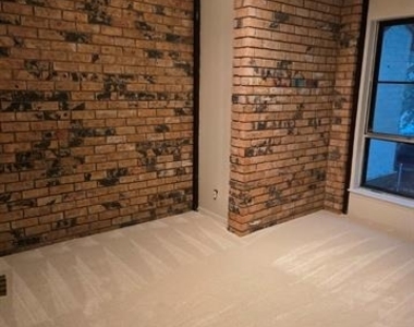 2015 Warnford Place - Photo Thumbnail 24
