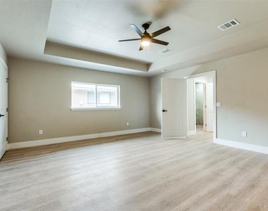 7212 Canongate Drive - Photo Thumbnail 24
