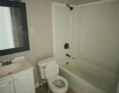 805 S Tyler Street - Photo Thumbnail 10