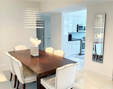 3100 N Ocean Boulevard - Photo Thumbnail 5