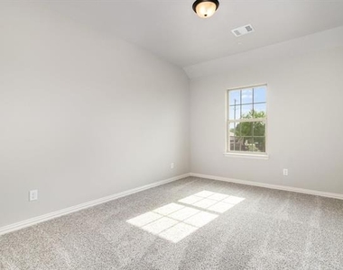 3621 Geoffrey Trail - Photo Thumbnail 4