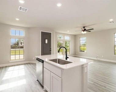 3621 Geoffrey Trail - Photo Thumbnail 8